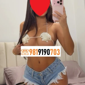 Independent escort girl North Goa ♜ 9⓼1=❾190=➆03 ♜ Call girl escort Arpora Goa
