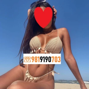 Independent escort girl North Goa ♜ 9⓼1=❾190=➆03 ♜ Call girl escort Arpora Goa
